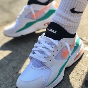 Meet your Posher, Brittney